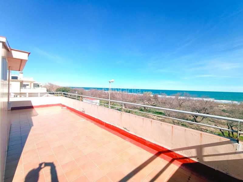 Foto fbca80bd-8cb4-48a7-9000-b96bafb90baf. Casa amb aparcament a Oliva playa Oliva