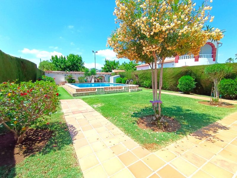 Foto 8ca39643-7237-4aee-93f0-5a37948c322e. Pis amb aparcament piscina a Oliva pueblo Oliva