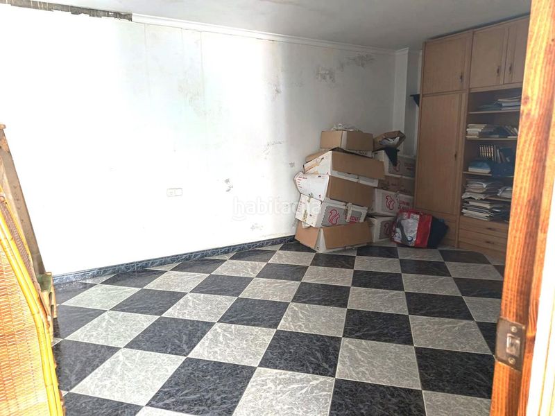 Foto 690ac851-0947-4a30-9045-a0e496c77e71. Casa amb aparcament a Oliva pueblo Oliva