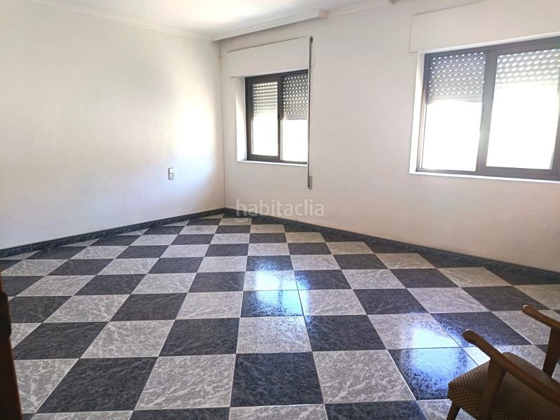 Foto 78011763-372e-456e-a4a8-ece3ade83cc6. Casa amb aparcament a Oliva pueblo Oliva