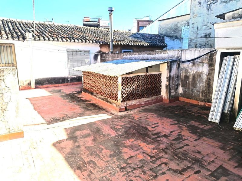 Foto f8cea346-2691-4eb5-a2cd-0a2d64c836ed. Casa amb aparcament a Oliva pueblo Oliva