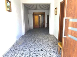 Casa in Oliva Pueblo. Dos casas con gran garaje en oliva