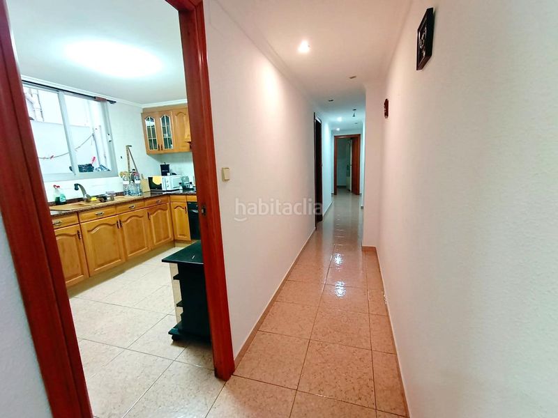 Foto ac8cdc96-5c91-4f8a-b56f-d9ccfdd6d4e2. Pis a Oliva pueblo Oliva