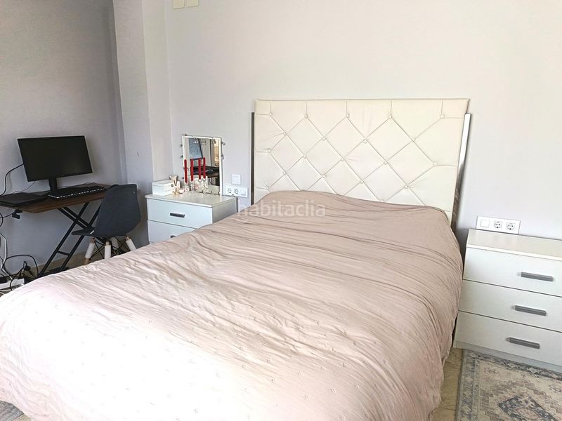 Foto 124d61aa-bde8-4bba-941c-4279e9c8aa54. Pis a Oliva pueblo Oliva