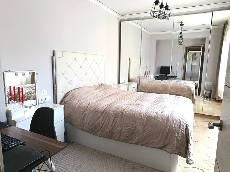 Foto 58db69d2-d1f1-4b3b-bc85-c819c4780308. Pis a Oliva pueblo Oliva