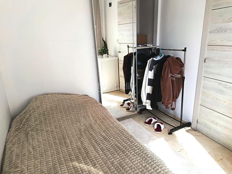 Foto bb0a7a8f-5355-46dc-8c08-96b563e25e1e. Pis a Oliva pueblo Oliva