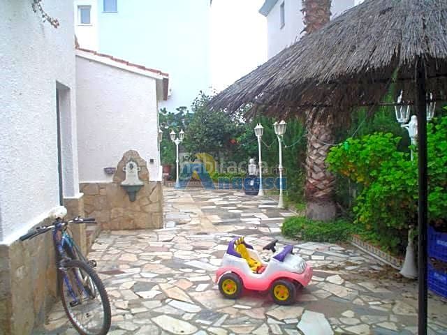 Foto 90bb3e62-3e7b-4469-a133-eb9d3b333692. Casa a Oliva playa Oliva