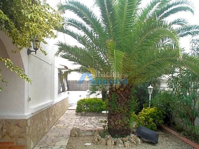 Foto ab7d5423-e593-4a15-88e6-d8c574829ed0. Casa a Oliva playa Oliva