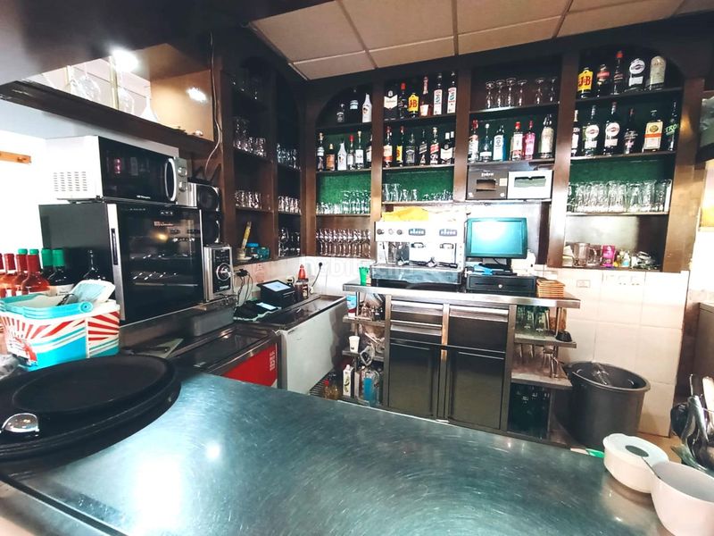 Foto 0746546a-1dbb-4c3c-85d8-784d96f53663. Local comercial a Poblets (els)