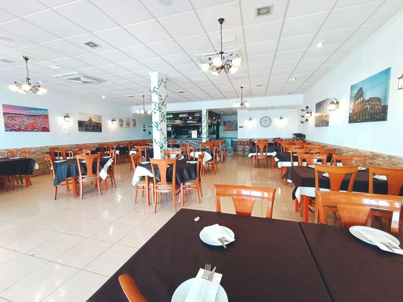 Foto 895d8bc2-251a-4281-81c8-496fb6ee51df. Local comercial a Poblets (els)