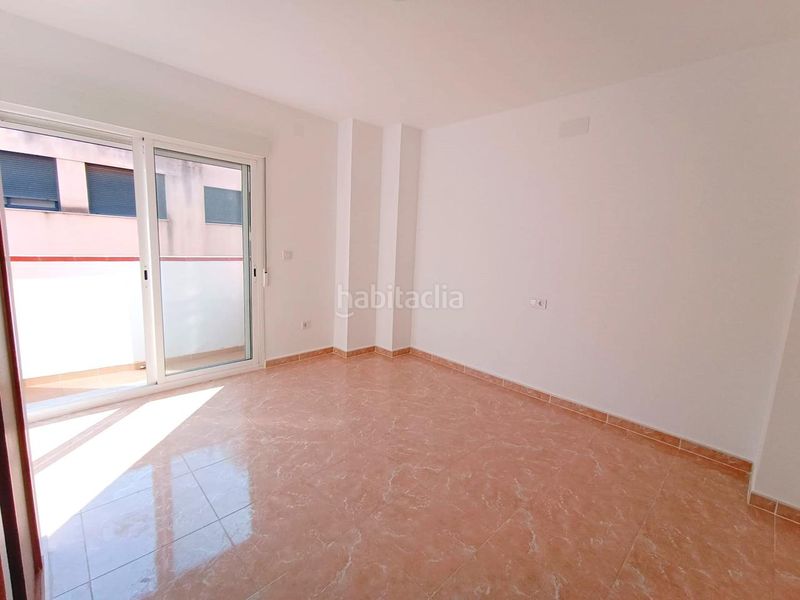 Foto 33c70b5e-bbc0-4de0-a3f1-46cdd0a52de0. Pis a Oliva pueblo Oliva