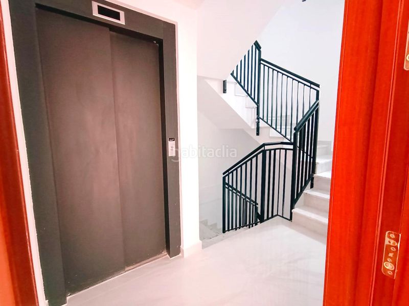 Foto 5a9ea972-2ffc-49d0-a549-b7bb59fc4856. Pis a Oliva pueblo Oliva