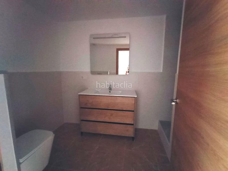 Foto b69dbf41-3c08-4ac6-8e9e-1ccc7aef1928. Pis a Oliva pueblo Oliva