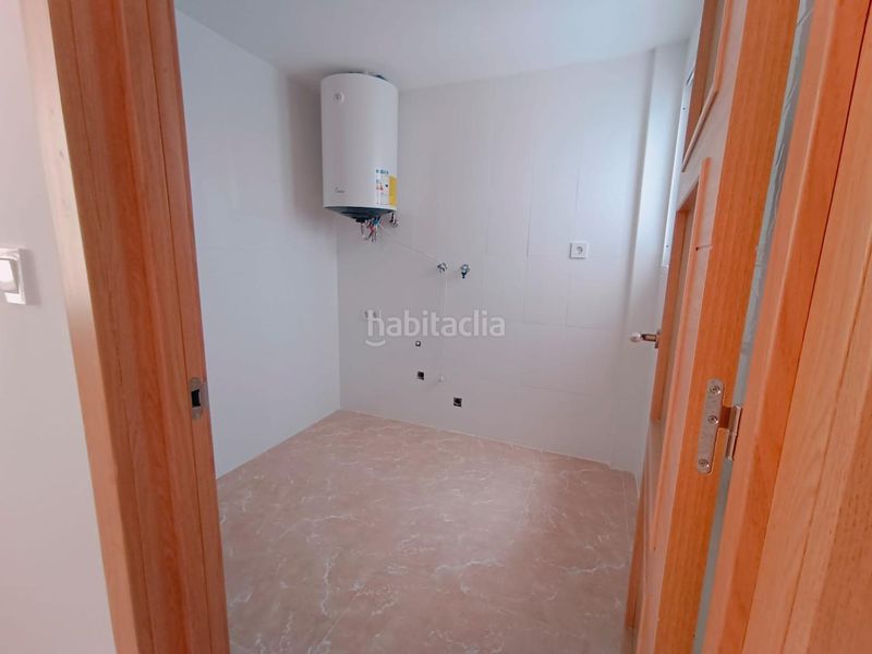 Foto ce35eec8-3f35-45a6-a2ec-c59997688cc2. Pis a Oliva pueblo Oliva