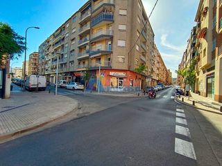 Local Comercial a Gabriel Miró