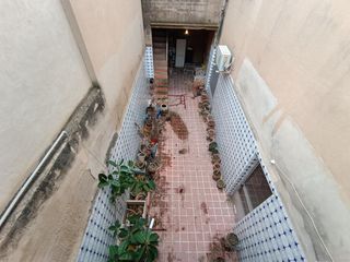 Casa  De sant ferran. Casa de pueblo bien situada con patio a reformar