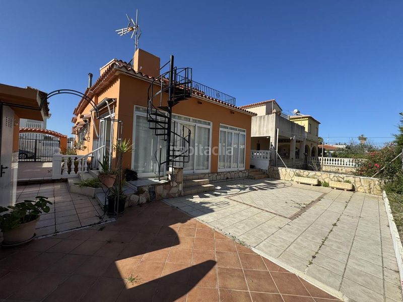 Foto 9b9f9e15-bd46-44df-b8b6-7f391728111e. Casa a Oliva playa Oliva