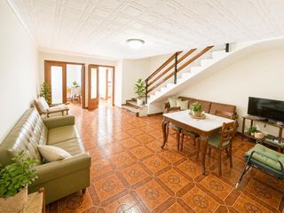 Casa  Del forn. Casa de pueblo  en pueblo cercano al mar