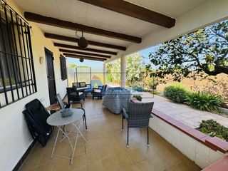 Maison à Oliva Pueblo. Casa de campo en oliva