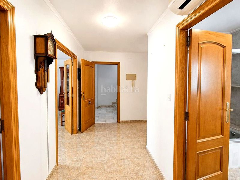 Foto d4449cdb-7a36-4eae-b5e3-43ec0253e5d6. Casa a Oliva pueblo Oliva