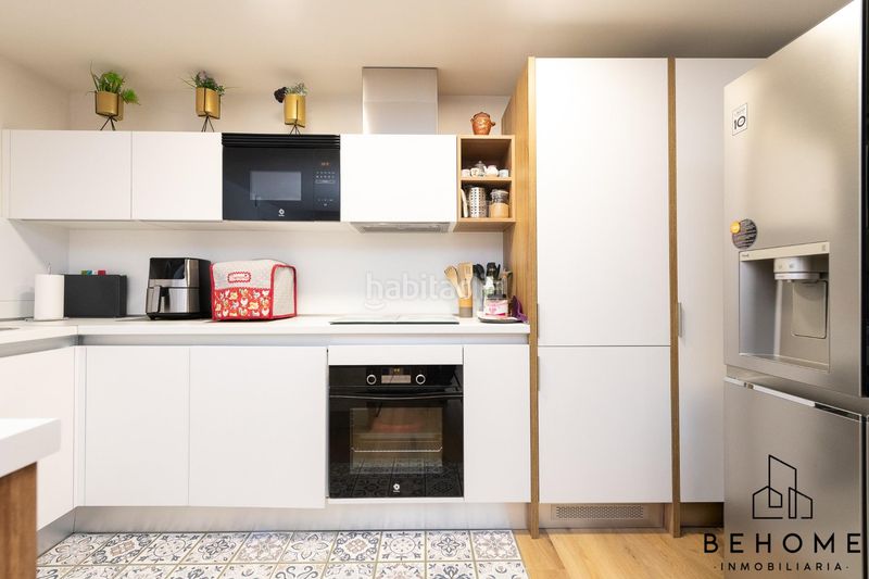 Foto 2a1b1a7a-41dc-4e71-9288-48b6228b132a. Planta baixa amb aparcament piscina a Arroyo de la Miel Benalmádena