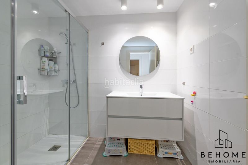 Foto c12ff732-d26a-47aa-aa30-bf710e0afb36. Planta baixa amb aparcament piscina a Arroyo de la Miel Benalmádena