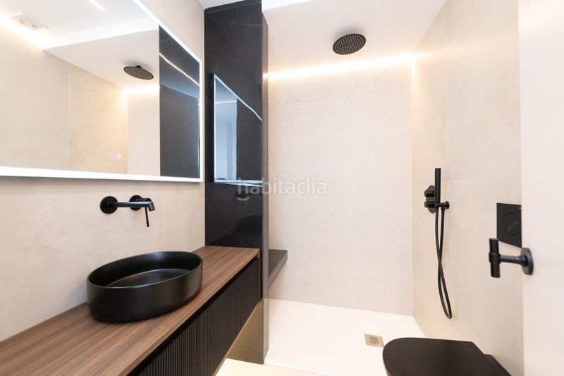 Foto a572a026-bdbc-4544-8882-8c3c3f2352b0. Pis a La Malagueta - Monte Sancha Málaga