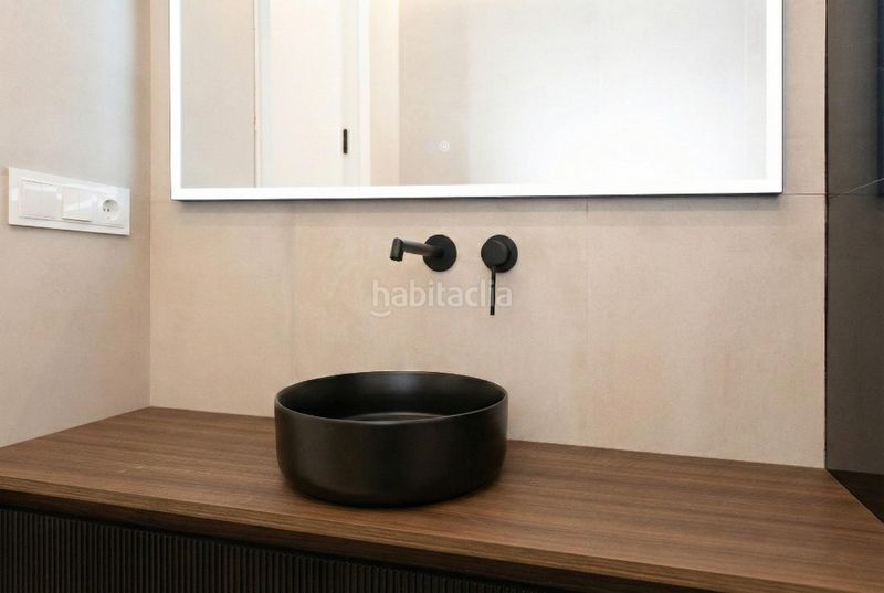 Foto e829b734-6fc0-46b0-86fc-29246cf25652. Pis a La Malagueta - Monte Sancha Málaga