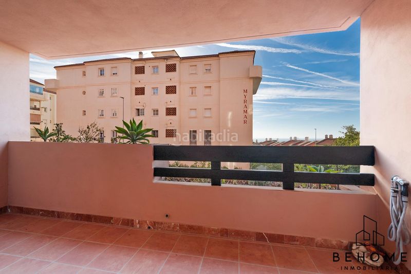 Foto 87bfc8b0-339c-4e34-82a3-a02f08e63d0a. Pis amb aparcament piscina a Arroyo de la Miel Benalmádena