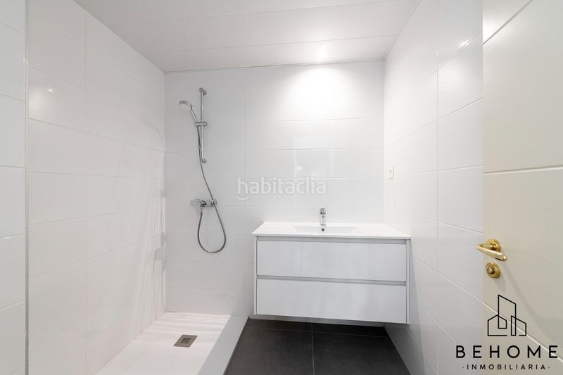 Foto c680d33a-8d86-4635-a8e4-0612b648e5b0. Pis amb aparcament piscina a Arroyo de la Miel Benalmádena