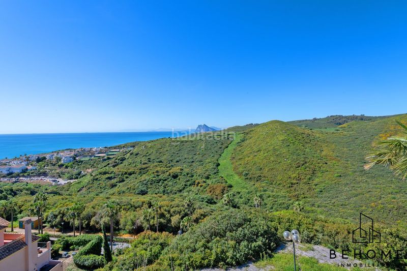 Foto 2bdacadb-82da-4c79-910d-cb15c4efa8c3. Àtic amb aparcament piscina a La Alcaidesa