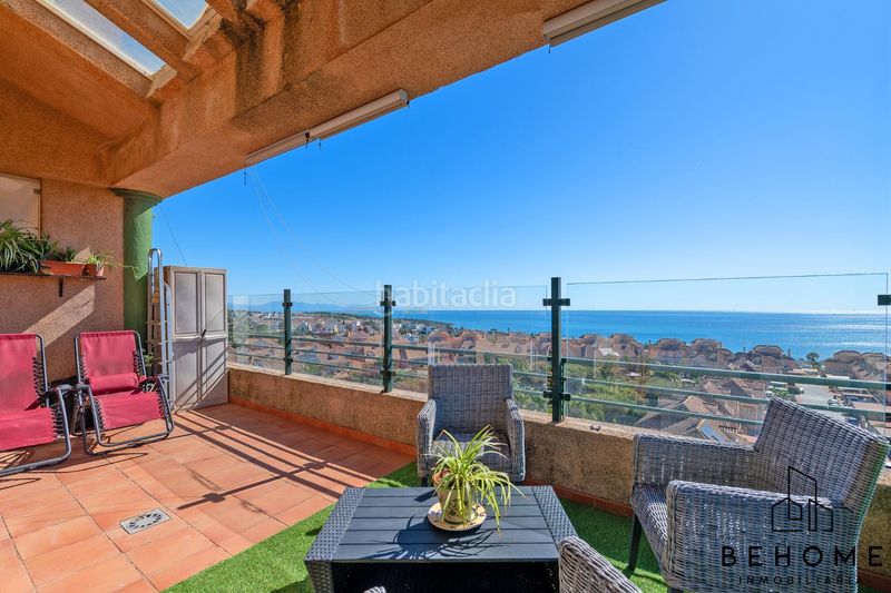 Foto 4a654519-f7c1-412d-bd7f-d51ea5941c7b. Àtic amb aparcament piscina a La Alcaidesa