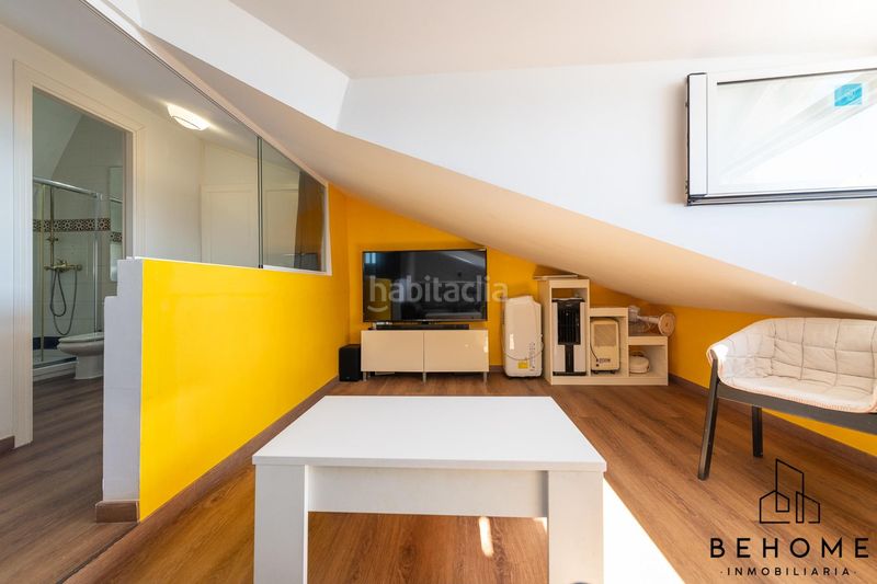 Foto 8b564050-fc43-4c2a-835e-4dd6e1715b98. Àtic amb aparcament piscina a La Alcaidesa