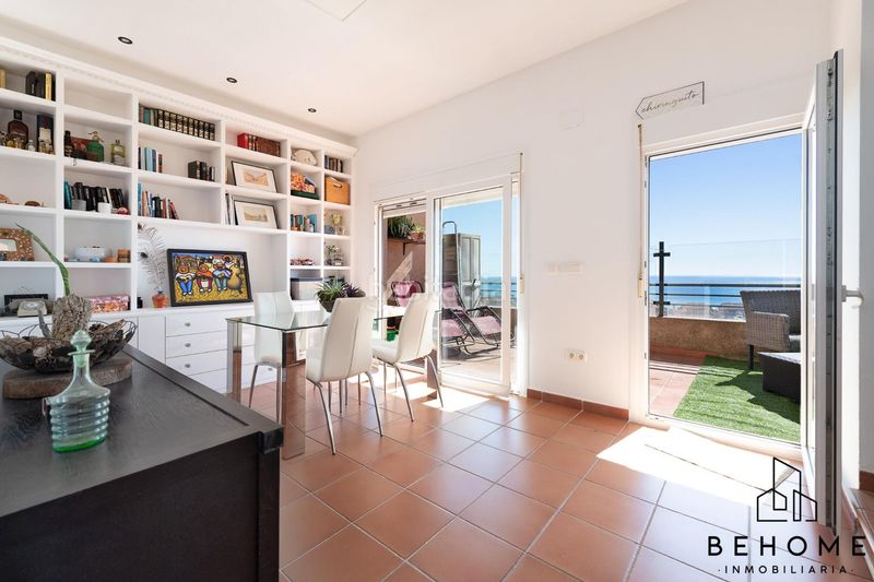 Foto d09fcca2-0bde-4915-87ce-419fa76a9d10. Àtic amb aparcament piscina a La Alcaidesa