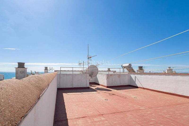 Foto 65a73305-bc61-4884-a05e-8528356483a1. Pis amb aparcament piscina a La Carihuela - Los Nidos Torremolinos