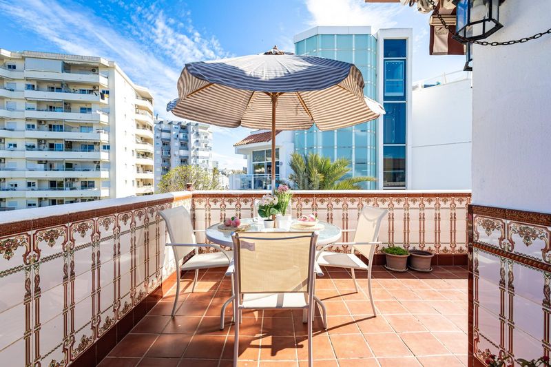 Foto b9c02685-2136-41ac-961b-0d88f7515e7e. Pis amb aparcament piscina a La Carihuela - Los Nidos Torremolinos