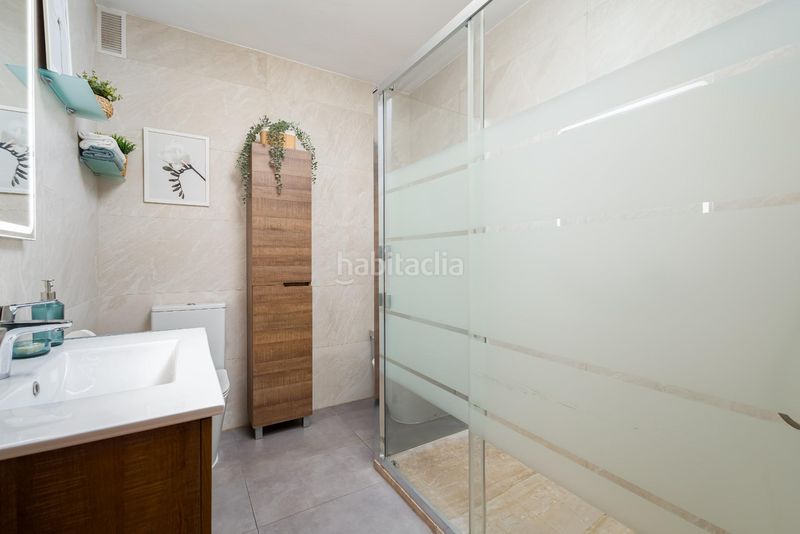 Foto e8dfc348-4853-4501-8aa3-7bd7e5855178. Pis amb aparcament piscina a La Carihuela - Los Nidos Torremolinos