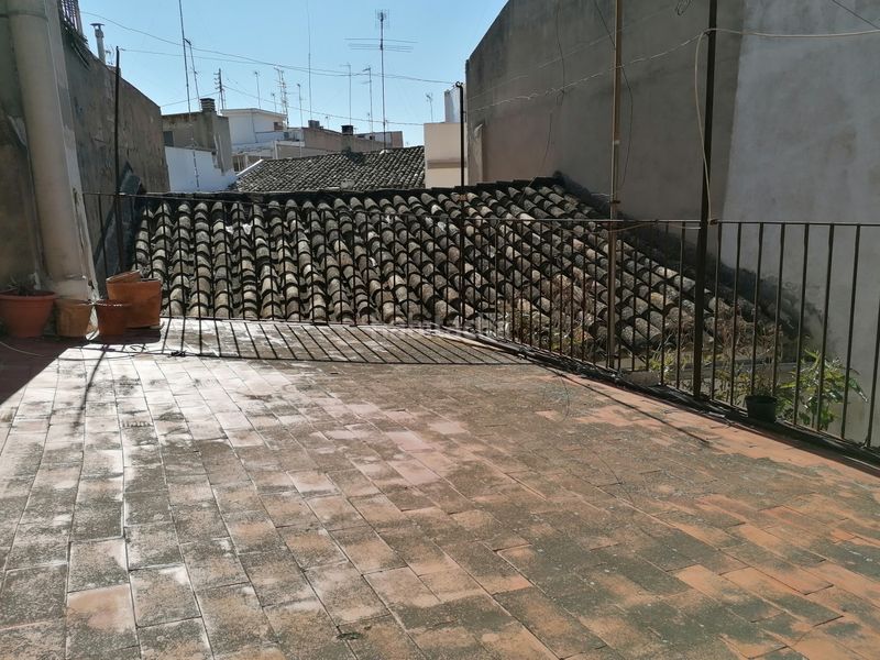 Foto 481f4e15-3afe-4ef4-b426-81e9e3c34cf8. Casa amb aparcament a Algemesí