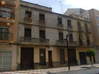 Casa  Carrer dels arbres. Casa en venta en calle arbres