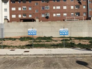 Terreny residencial  Carrer de la ribera baixa. Se venden parcelas de 121 m2 en zona pla algemesi