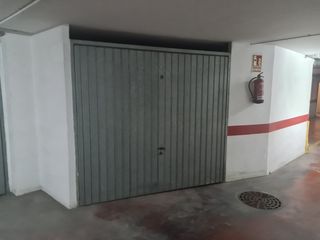 Aparcament cotxe  Calle arbres. Alg565  cabina de garaje de 16m2 en la calle arbres de algemesí