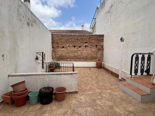 Casa  Carrer mare de déu dels desemparats. Alg709  casa de 200m2 en la calle mare de deu del desamparats de