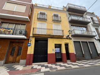 Maison  Calle albalat. Alg679  casa de 92m2 en la calle albalat de algemesí  céntrica