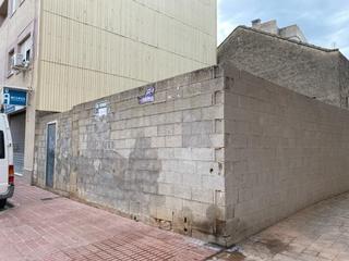 Terreny residencial a Algemesí. Alg811 - solar urbano de 86m2 en la calle pare bleda