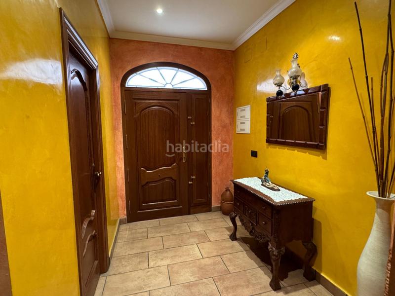 Foto 2d3ffc42-f881-478f-8d42-31626617fd1b. Casa con parcheggio in Algemesí