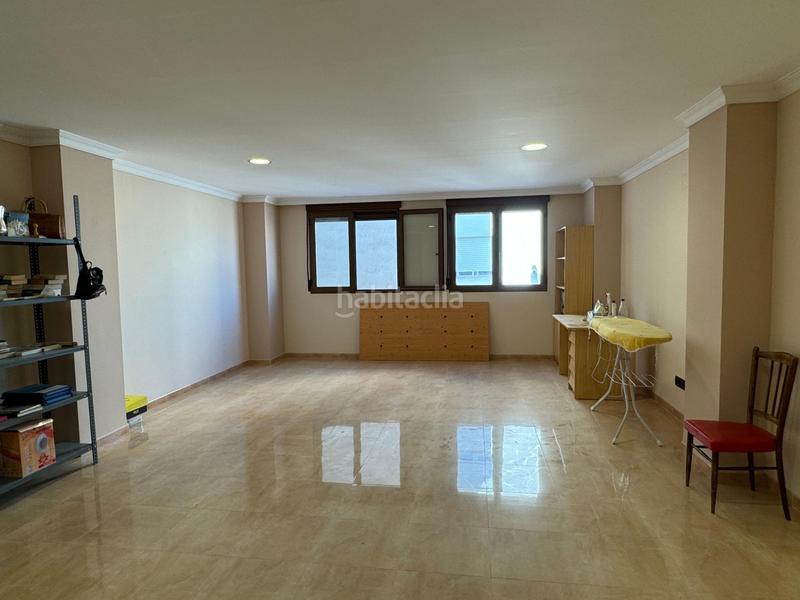 Foto e18bfb2b-27ed-42df-b4dc-b28409a56eb1. Casa con parcheggio in Algemesí