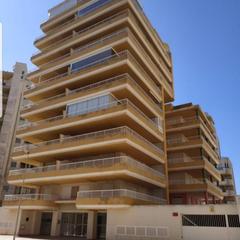 Apartament a Tavernes de la Valldigna. Tavreg  12 apartamentos disponibles en el edificio regata iii de