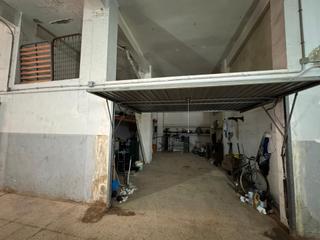 Aparcament cotxe  Calle cardenal martí. Alg162  garaje cabina de 40m2 en la calle cardenal marti de alge