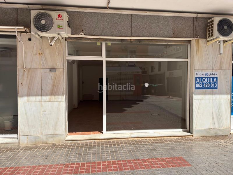 Foto 3a1156d7-3ec7-43dd-a1cd-af6304d6d951. Alquiler local comercial alg195 local comercial de 70m2 en la plaza del teular de algemesi en Algemesí