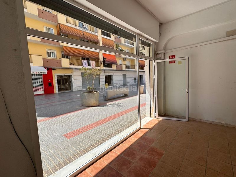 Foto f62c030f-f52a-44b8-beaa-a2ff48a61151. Alquiler local comercial alg195 local comercial de 70m2 en la plaza del teular de algemesi en Algemesí